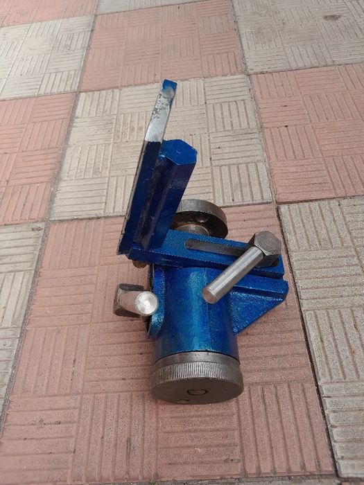 Заточний станок оснастка