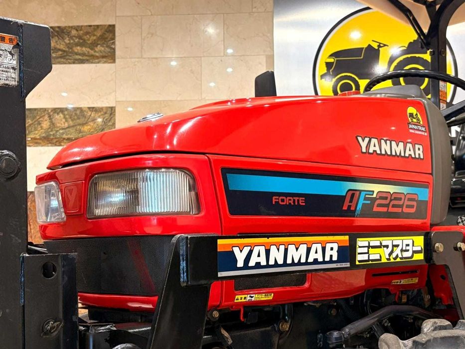 YANMAR AF-226. Napęd 4x4, gwarancja. Ładowacz mini.