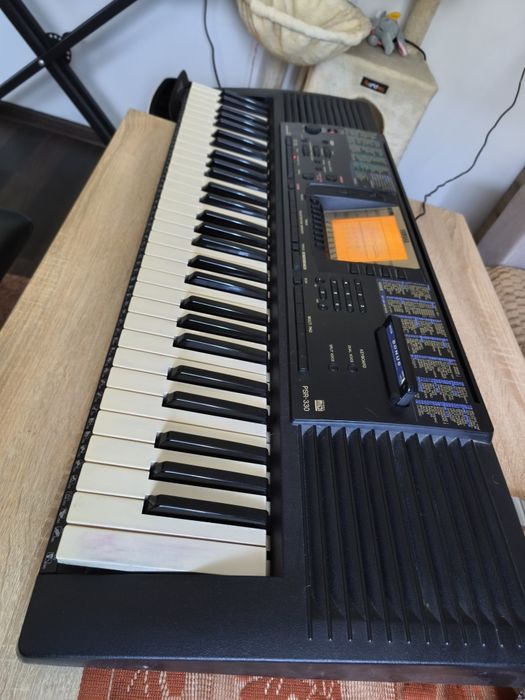 Sprzedam Keyboard Yamaha Psr-330