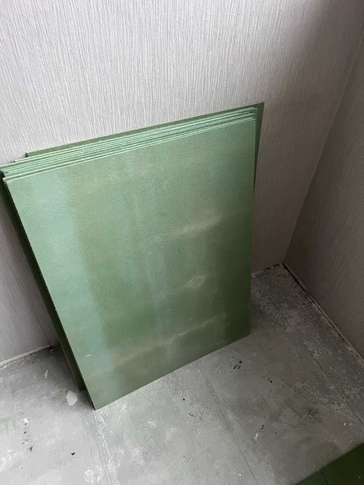 Підложка / підкладка під ламінат 5 мм 20-21 м2 безшумна / стан нового