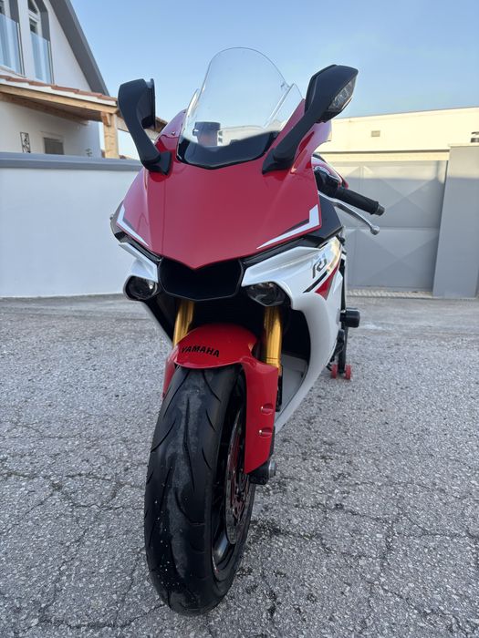 Yamaha YZF R1 2015