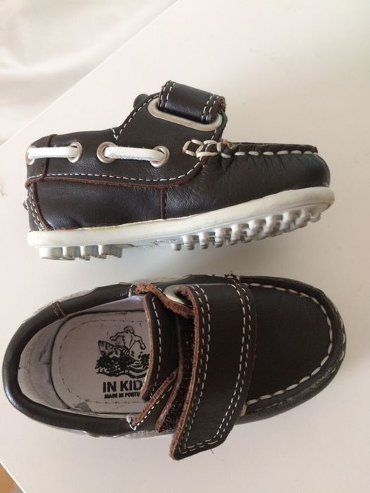 Sapatos vela menino castanhos tam 19
