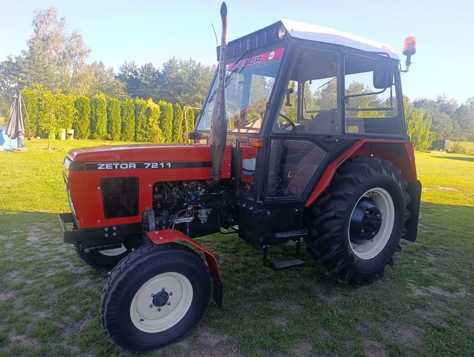 Ciągnik rolniczy Zetor 7211