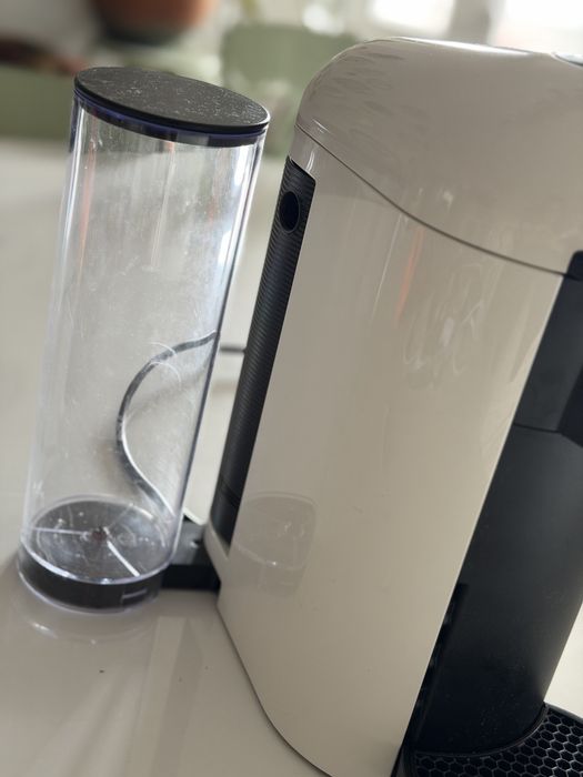 Maquina de café Nespresso Vertuo