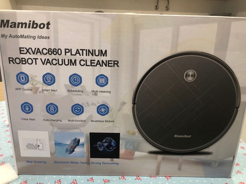 Aspirador robot pouco usado