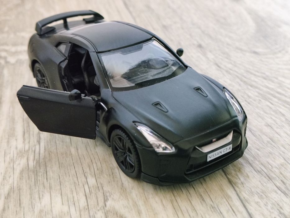 Nissan колекційнійна модель