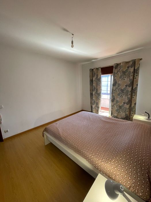 Quarto para arrendar