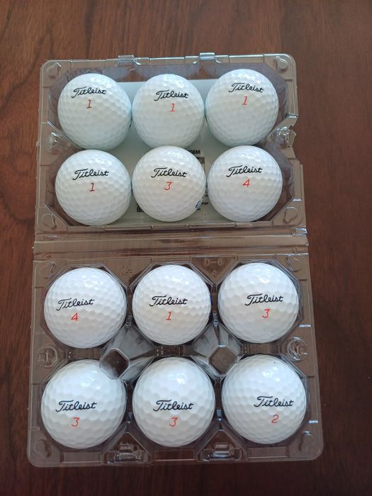12 Bolas de golf Titleist
