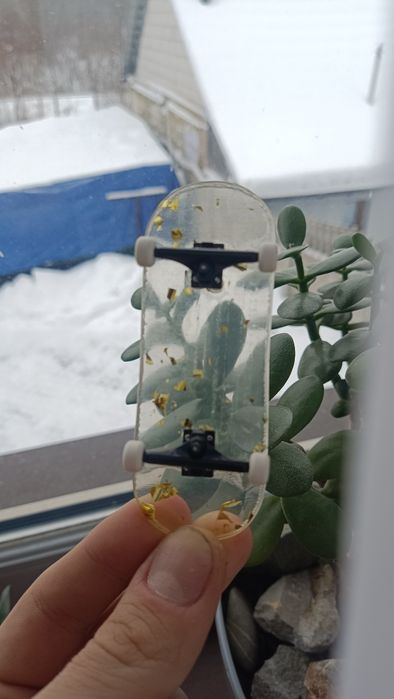 Deska fingerboard przezroczysta 97x34mm. Jedyna taka