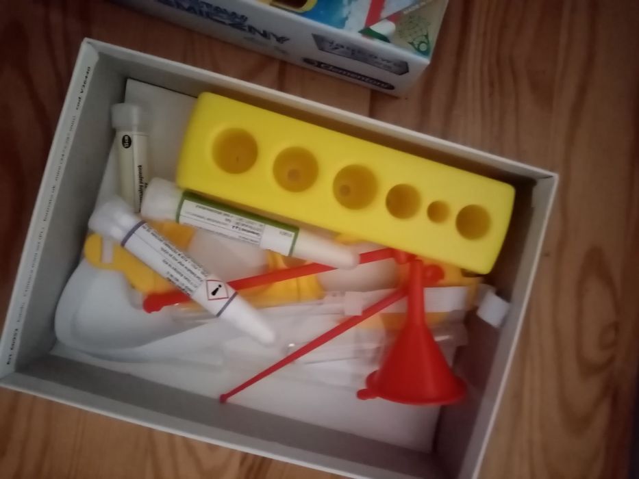 zestaw małego chemika "mini zestaw chemiczny"