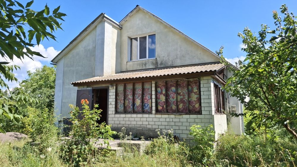 Продається будинок в с. Рожівка.