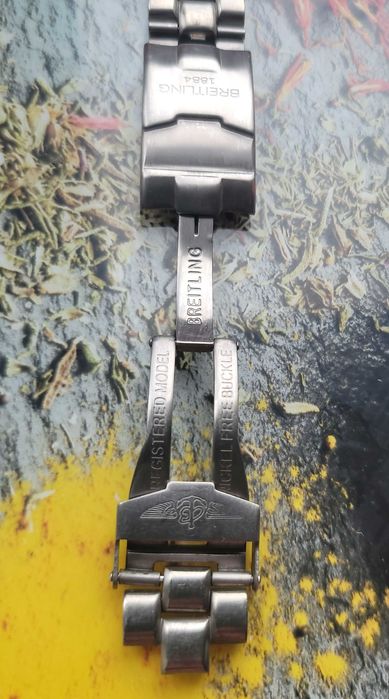 Breitling Avenger Chrono UTC Titanium E13360