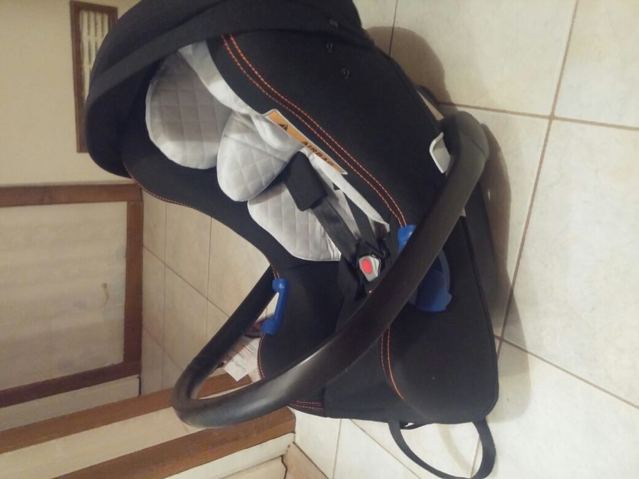 Fotelik 0-13 Takata mini ADAC isoFix