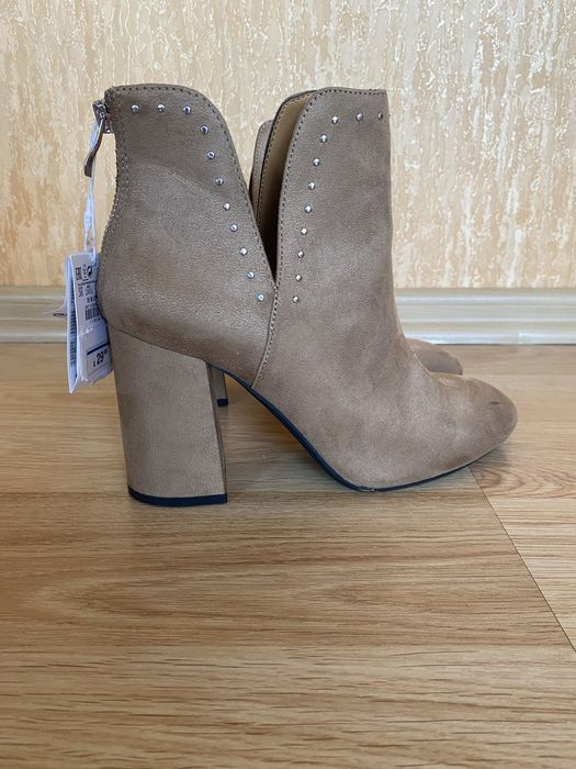 Ботильйони Pull&Bear