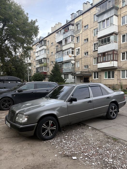 Мерседес в124 2.3