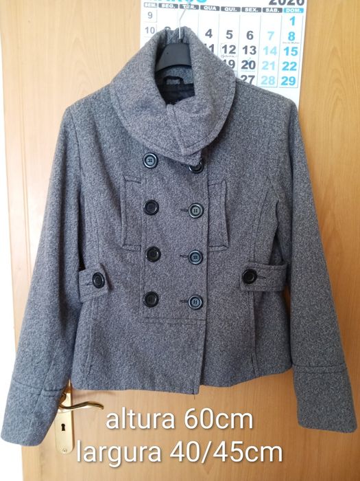 Casaco cinza XL (medidas foto veste pequeno)
