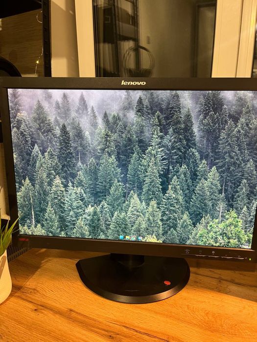 Lenovo ThinkVision L2250pwD