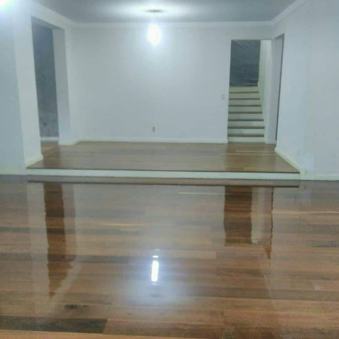 Pintura, barramento, estuque.