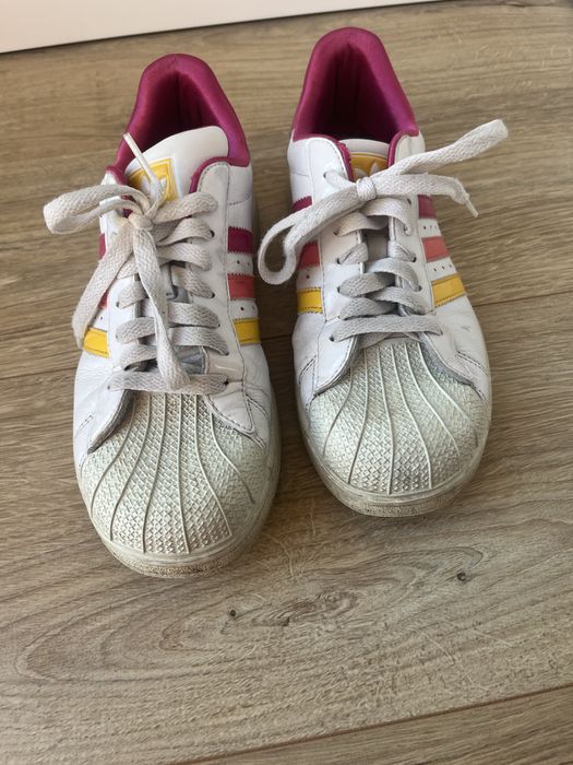Adidas superstar