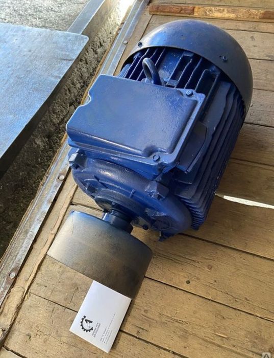 Продам электродвигатель Електродвигун электродвигатели електромотор