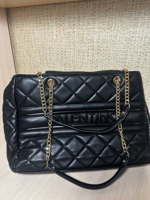 Жіноча сумка Valentino