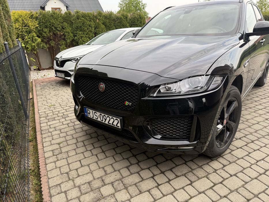 Jaguar F-Pace