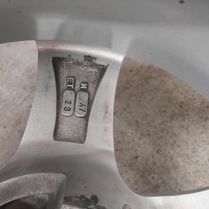 Felgi aluminiowe 15 cali z oponami