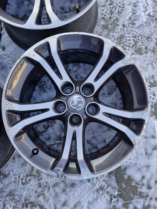 Диски легкосплавні Opel Insignia 8J R18 ET42 5X120