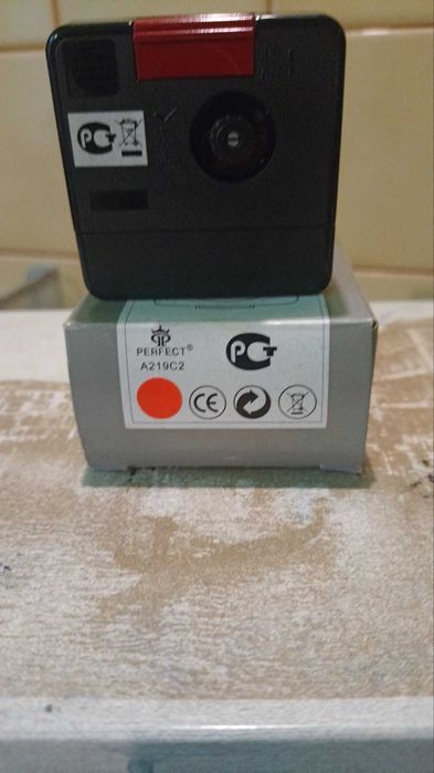 Budzik Perfect klasyczny