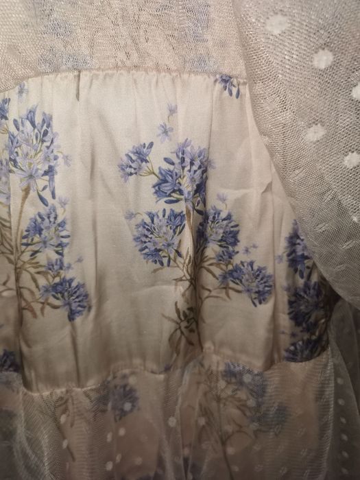 Vestido novo Dixie com tule