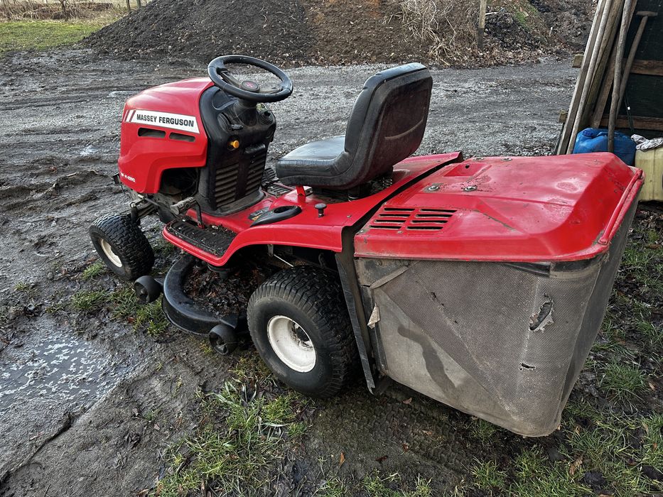 Kosiarka traktorek massey ferguson silnik kawasaki plus przyczepka