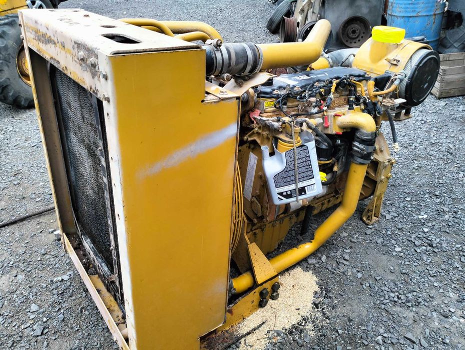 silnik przemysłowy caterpillar c7  2009 koparka ładowarka walec