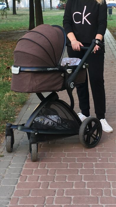 Дитячий візок