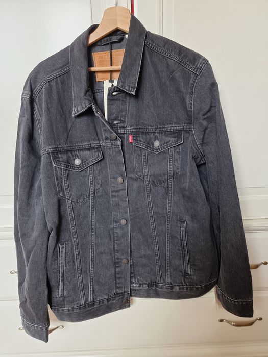 Nowa męska kurtka jeansowa w rozmiarze XL firmy Levis