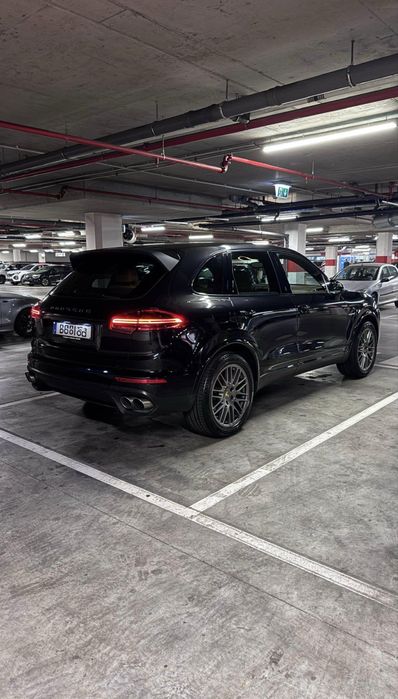 Porsche Cayenne e-Hybrid 2017 – Híbrido