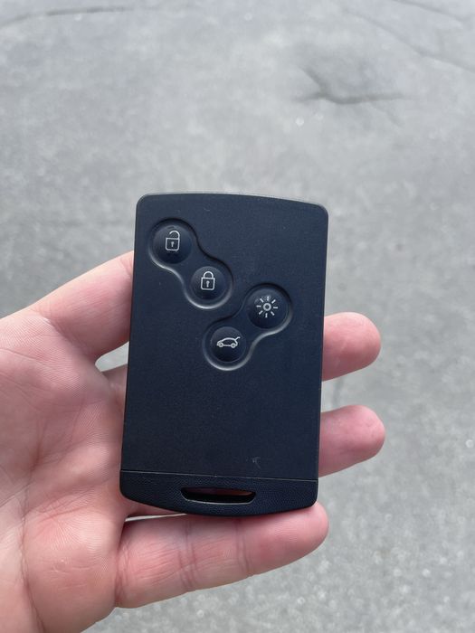 Продам рено меган 3 запчастини