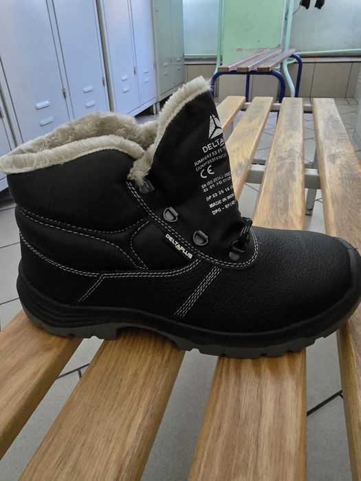 Sprzedam buty robocze zimowe