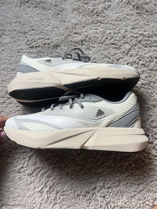 Оригінальні adidas
