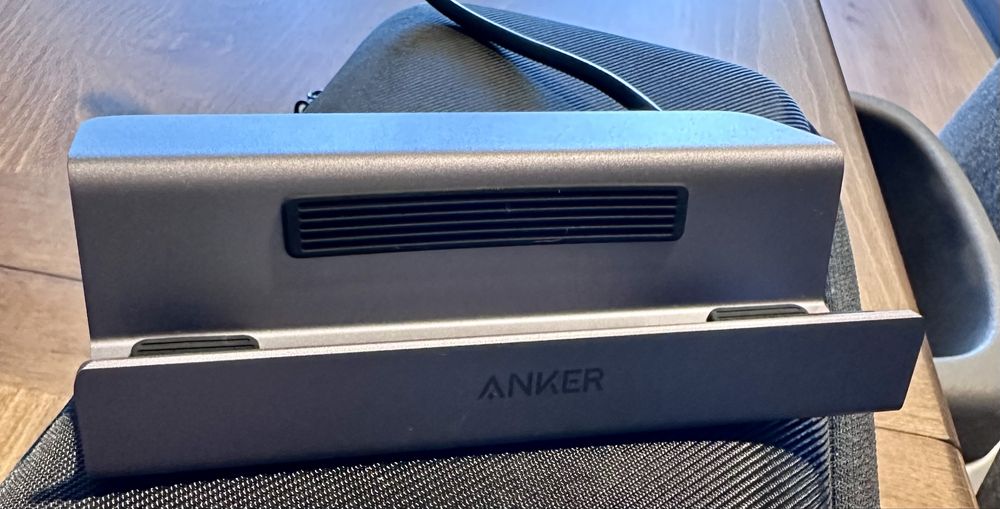 Steam Deck OLED 512gb + Anker Docking Station