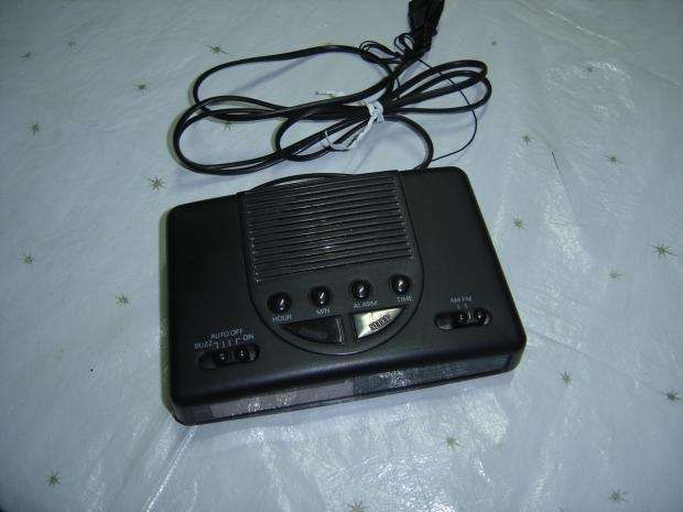 CROWN Alarm Radio (CRL 338)64286497617921121