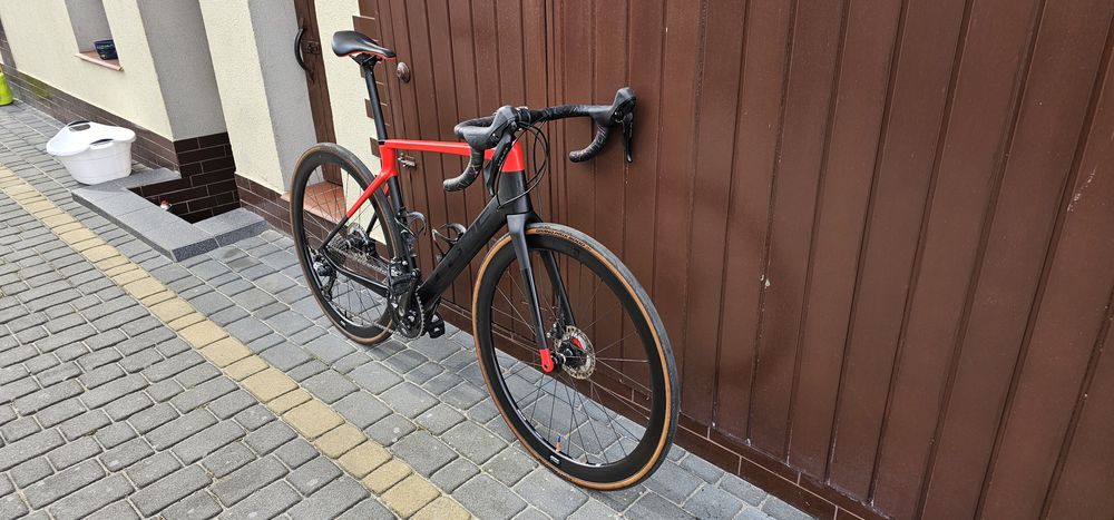 Cube Agree C62 SL aero carbon GRX gravel