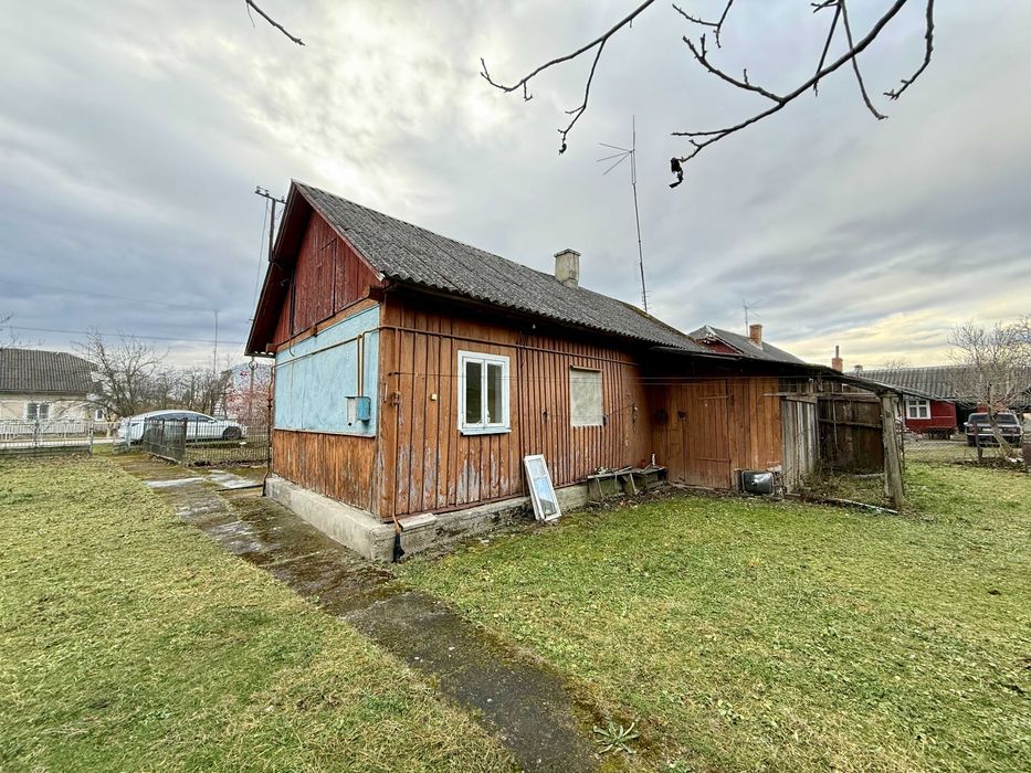 Продаж житлового будинку біля м. Стрий