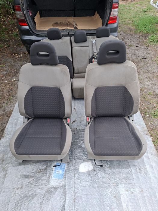 Комплект сидінь Нісан X-Trail T30 2005р