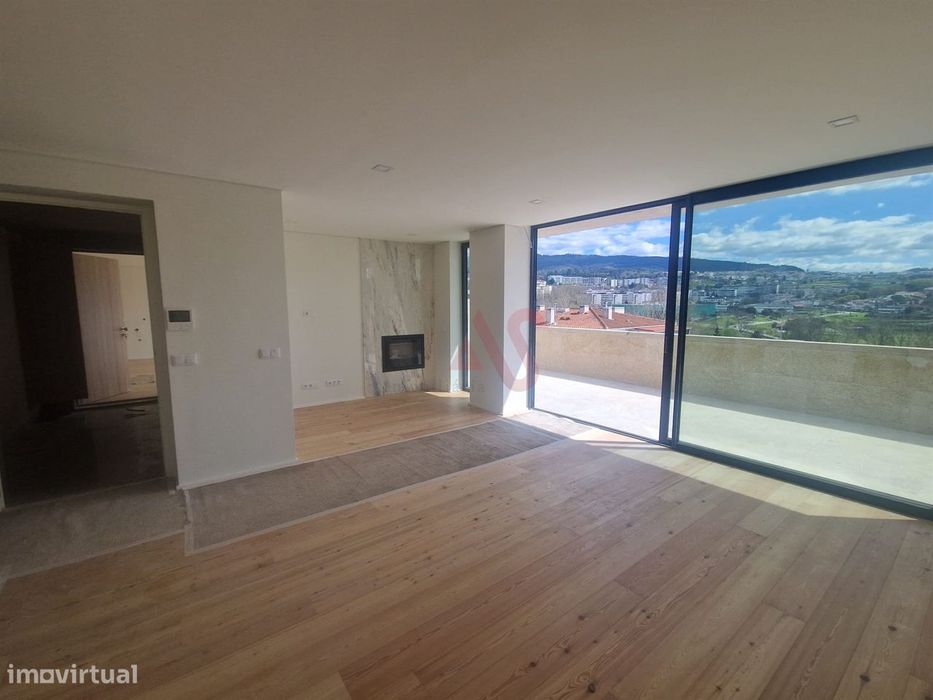 Apartamento de luxo T2 recuado em Creixomil, Guimarães — Creixomil, Braga