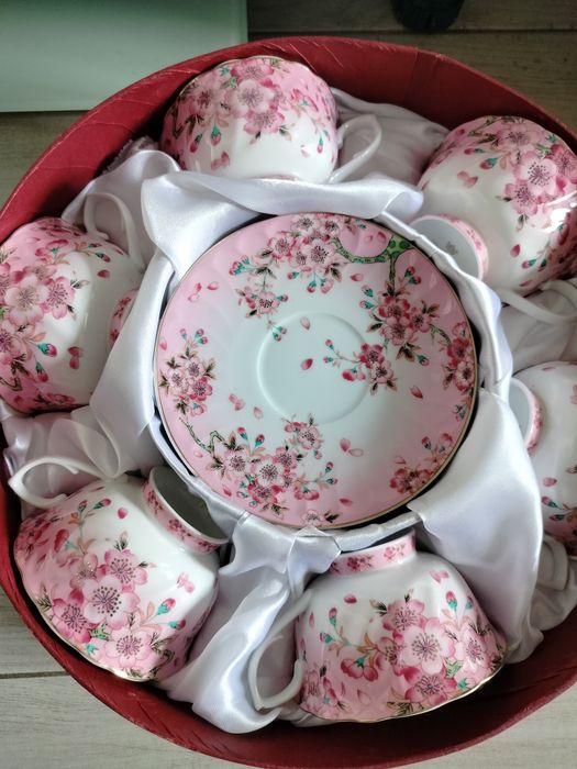 Чайний набір на 6 персон порцеляна