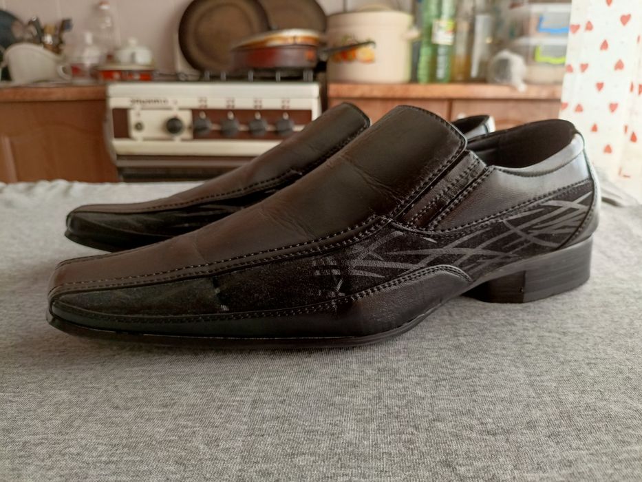 Продам мужские туфли