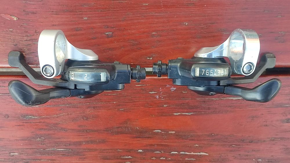 Manetki Shimano STX RC  3x8
