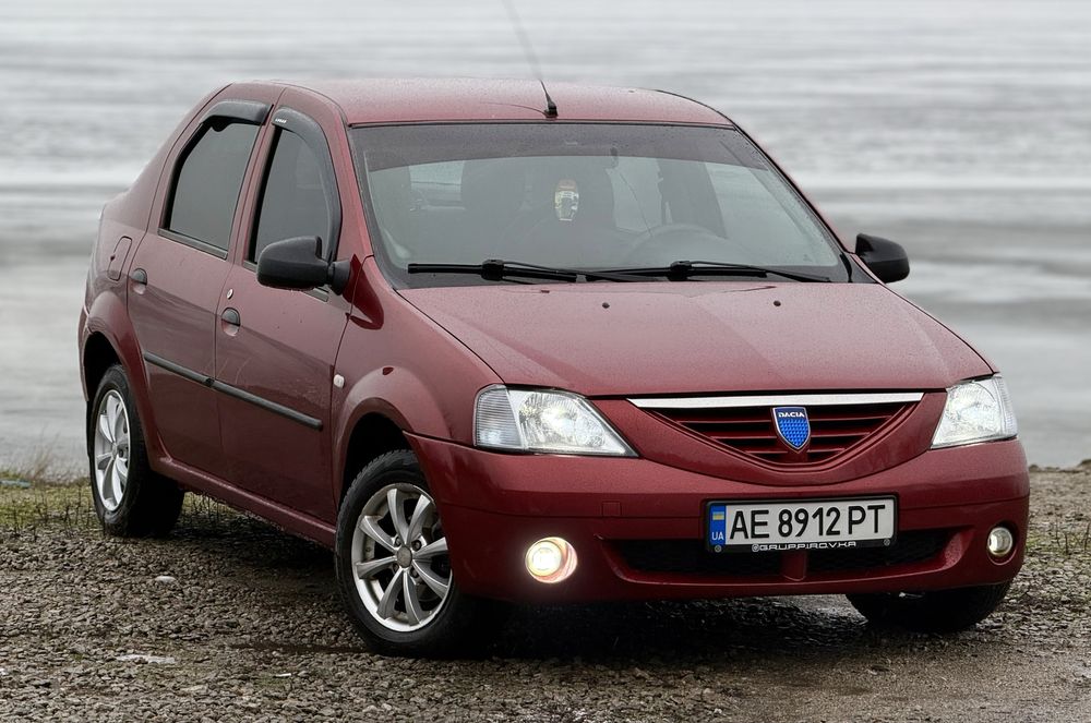 Dacia Logan 1.6 MPI Laureate газ/бензин