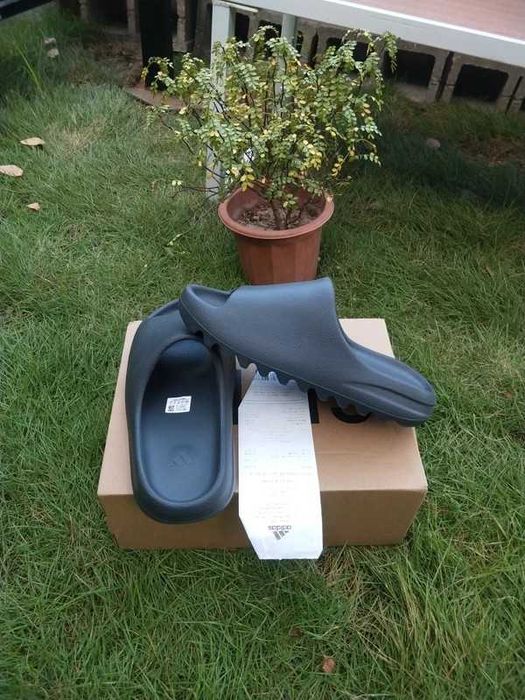 adidas Yeezy Slide Onyx  R.46