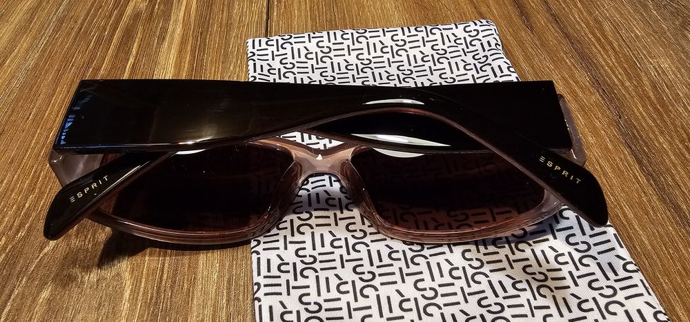 Okulary przeciwsłoneczne damskie Esprit et39190k